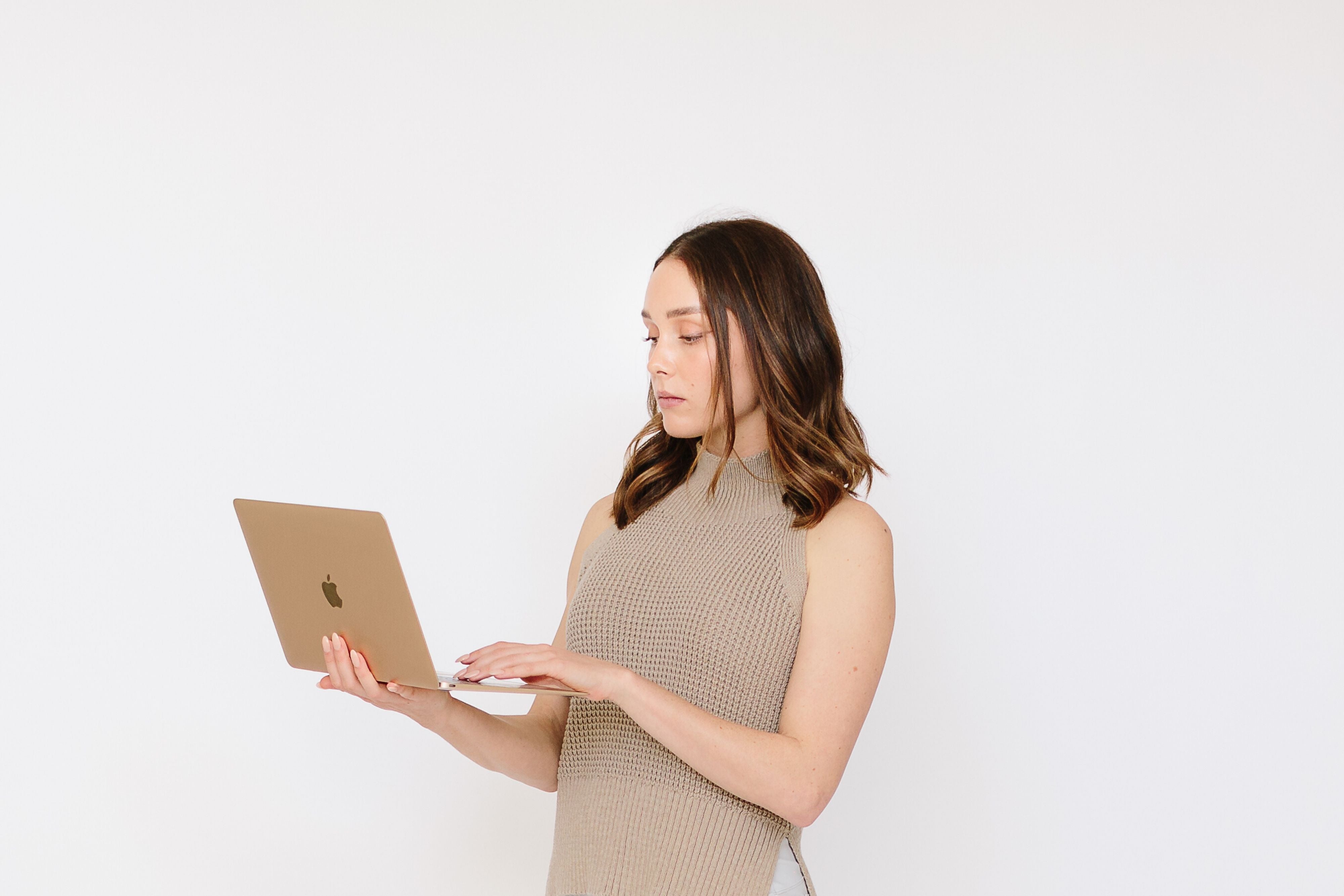 two perfect pants for working at home in comfort and style